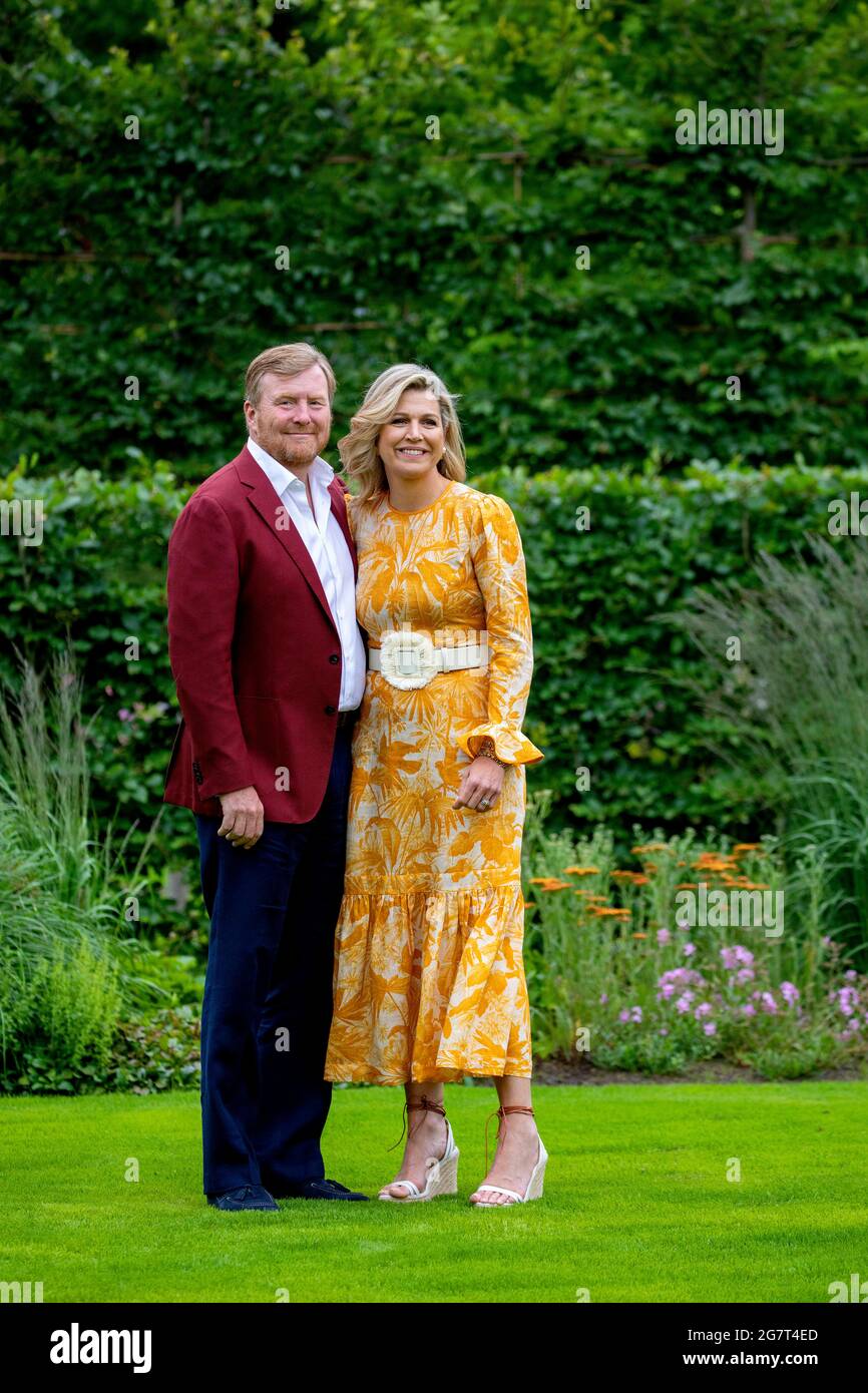 King Willem-Alexander and Queen Maxima of The Netherlands at Palace ...