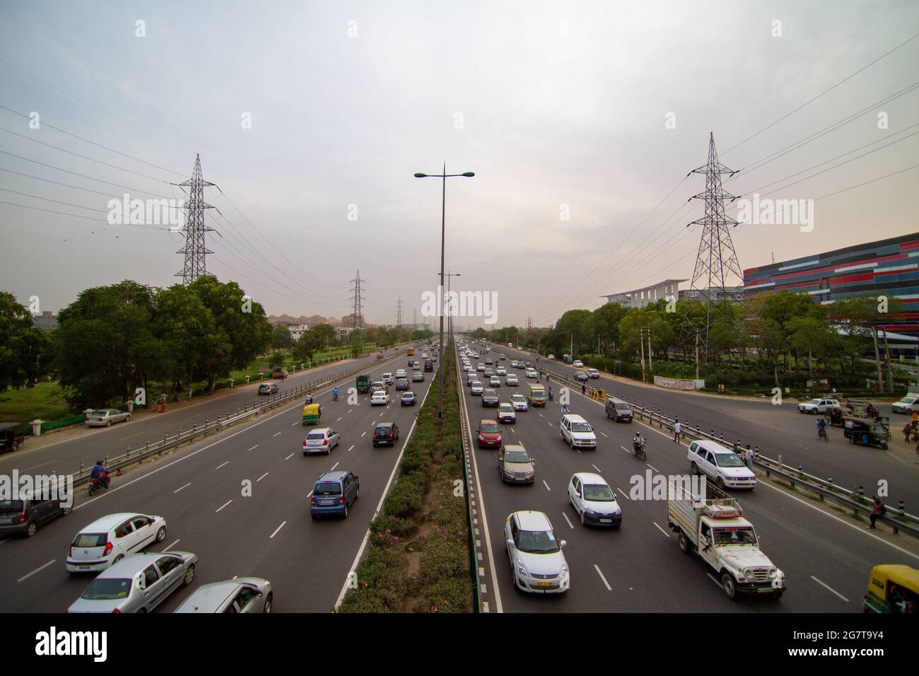 Nh8 national highway 8 hi-res stock photography and images - Alamy