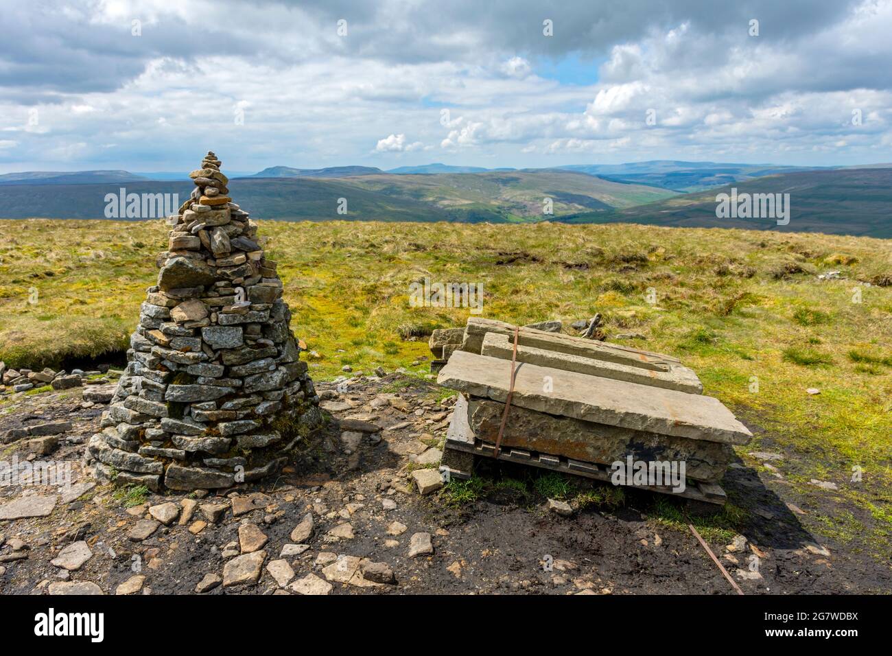 Cairn and paving slabs at the summit of Buckden Pike, Upper Wharfedale, Yorkshire Dales National Park, Yorkshire, England, UK Stock Photo