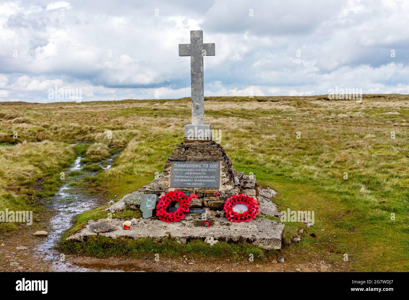 Memorial to five Polish airmen who died when their plane crashed here in 1942.  Buckden Pike, Wharfedale, Yorkshire Dales National Park, England, UK Stock Photo