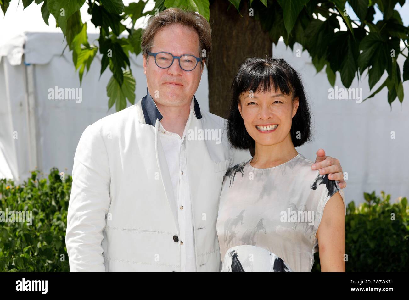 Cannes, France. 16th July, 2021. Jan Vogler and Mira Wang attending the 'New Worlds: The Cradle Of Civilization' photocall during the 74th annual Cannes Film Festival on July 16, 2021 in Cannes, France. Credit: Geisler-Fotopress GmbH/Alamy Live News Stock Photo