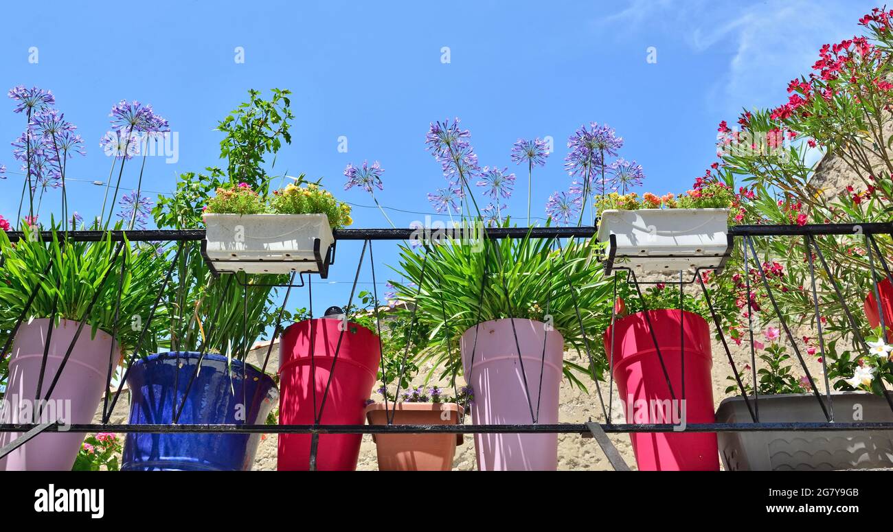 Colorful guardrail hi-res stock photography and images - Alamy