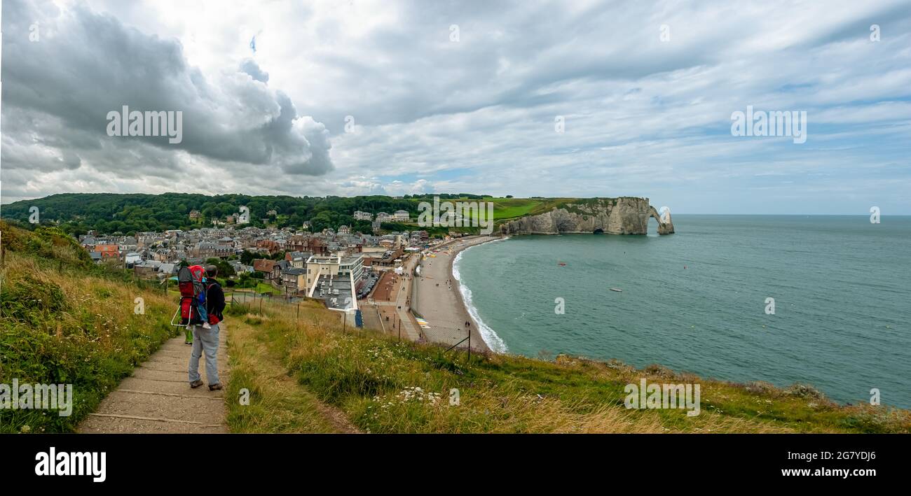 Etretat cliffs with people hi-res stock photography and images - Alamy