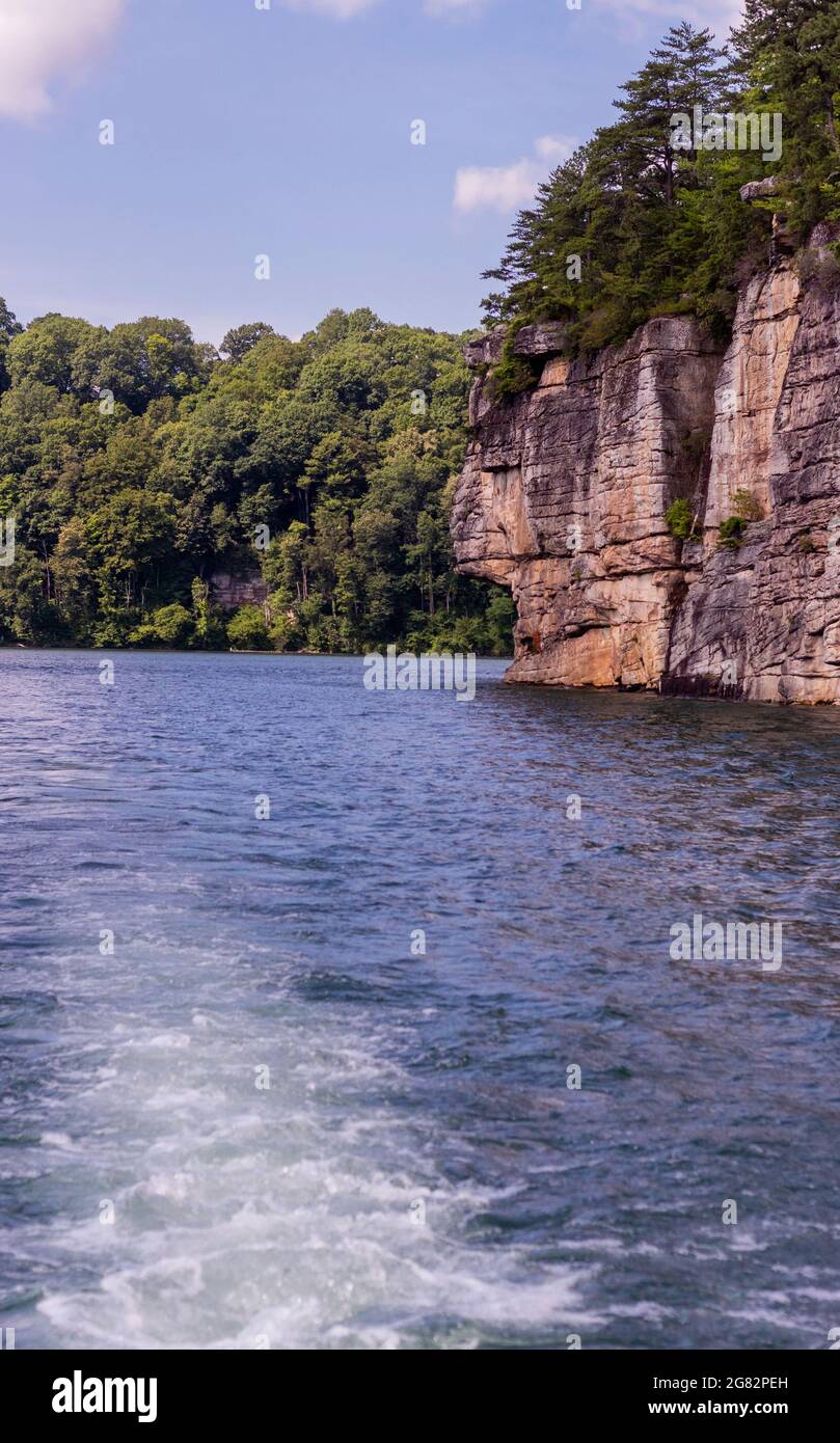 Rock Walls Surrounding Summersville Lake in Summersville, West Virginia Stock Photo Alamy