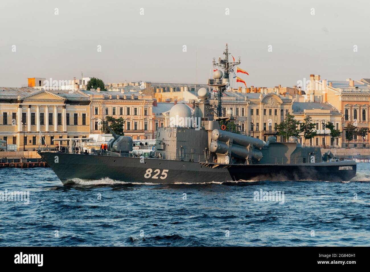 Russian Navy major missile boat ‘Dimitrovgrad' on Neva river, St Petersburg, Russia Stock Photo
