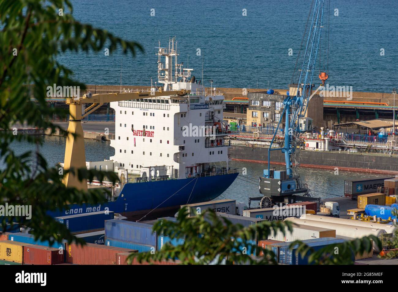 Port of algeria hi-res stock photography and images - Alamy
