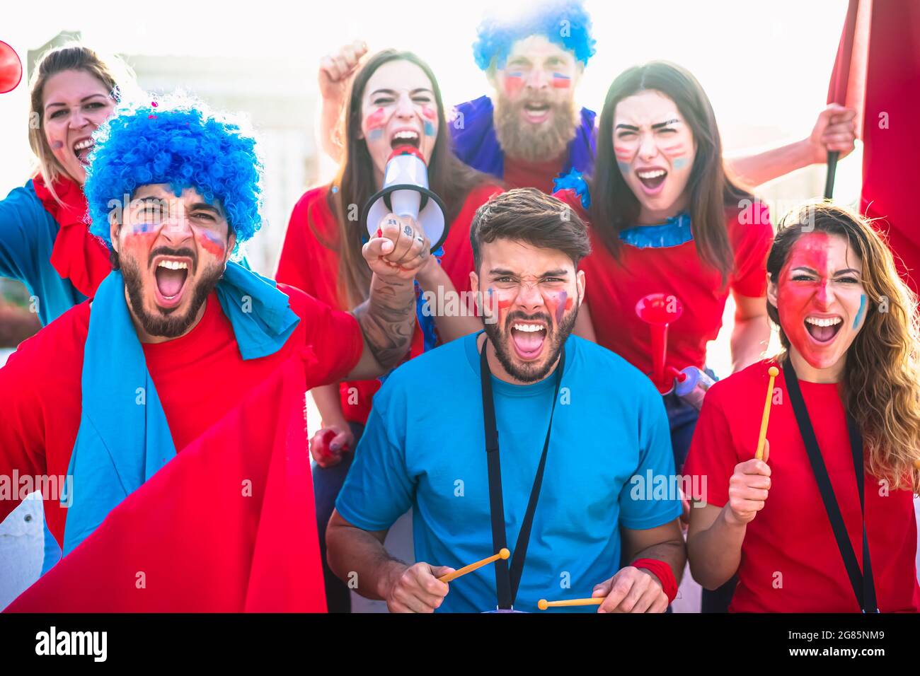 Stadium crowd cheering celebrating hires stock photography and images