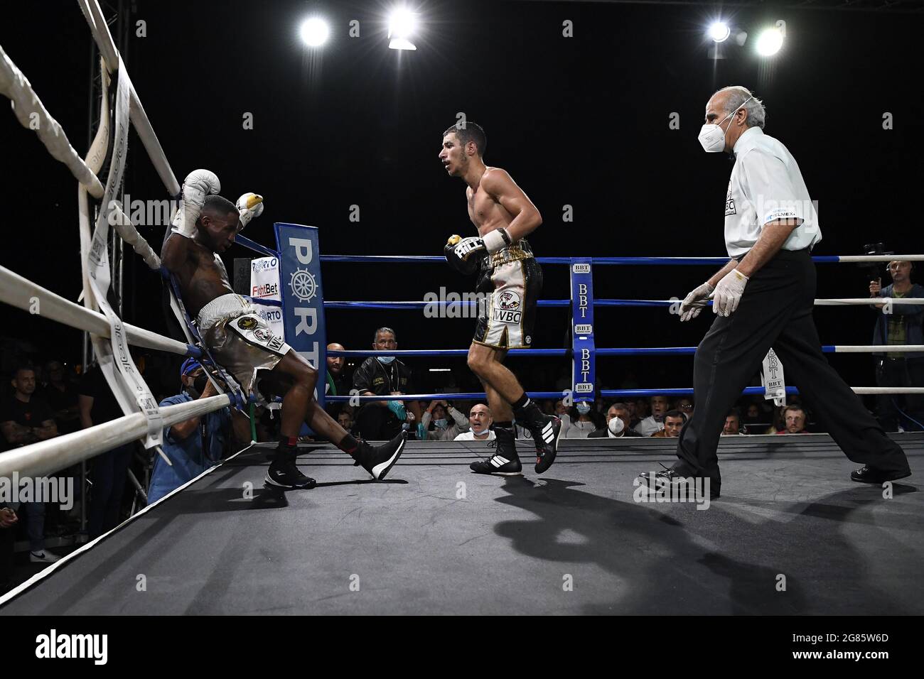 Ladispoli, Italy. 16th July, 2021. Christopher Mondongo (Italy) vs Marvin Callea (France) during the WBC Mediterranean Super Bantamweight Title Fights of Italy on July 16, 2021 at Stadio Angelo Sale in Ladispoli, Italy/LiveMedia Credit: Independent Photo Agency/Alamy Live News Stock Photo