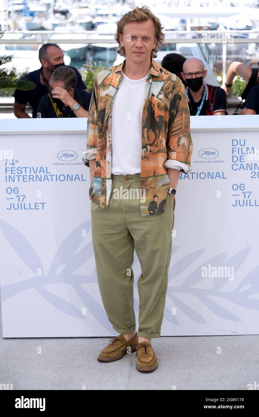 Cannes, France. 17th July, 2021. 74th Cannes Film Festival 2021, Photocall film : Vortex - Pictured: Alex Lutz Credit: Independent Photo Agency/Alamy Live News Stock Photo