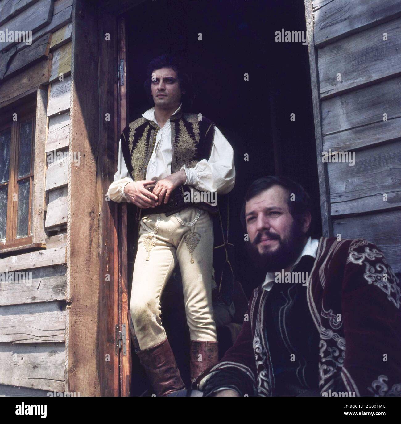Romanian actors Adrian Pintea & Geo Nune in the movie 'Iancu Jianu Zapciul' (1980) Stock Photo