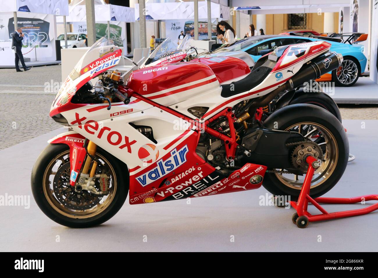Ducati 1098rs deals