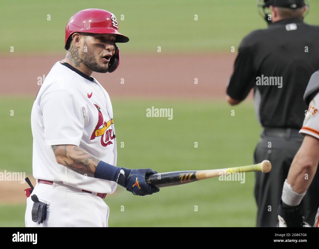 St. Louis, United States. 17th July, 2021. St. Louis Cardinals Yadier Molina speaks to San Francisco Giants catcher Curt Casali before his bat in the second inning at Busch Stadium in St. Louis on Friday, July 16, 2021. Photo by Bill Greenblatt/UPI Credit: UPI/Alamy Live News Stock Photo