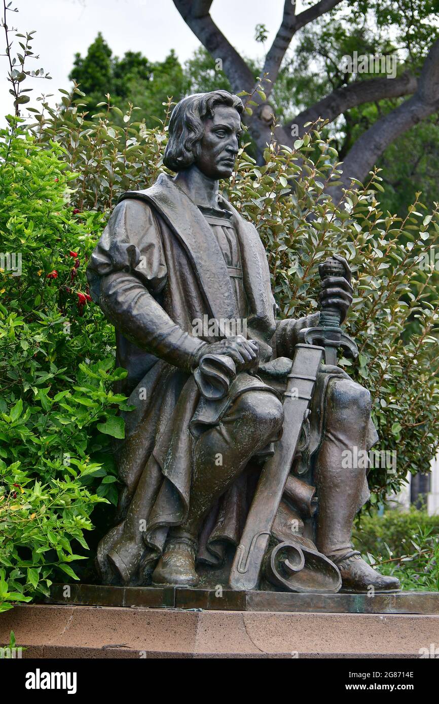 Monument to Christopher Columbus, Monumento a Cristovao Colombo ...