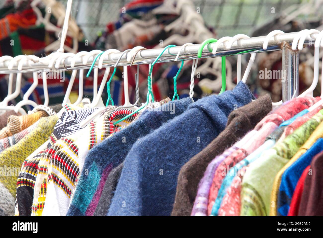 Used clothing display racks for sale clearance