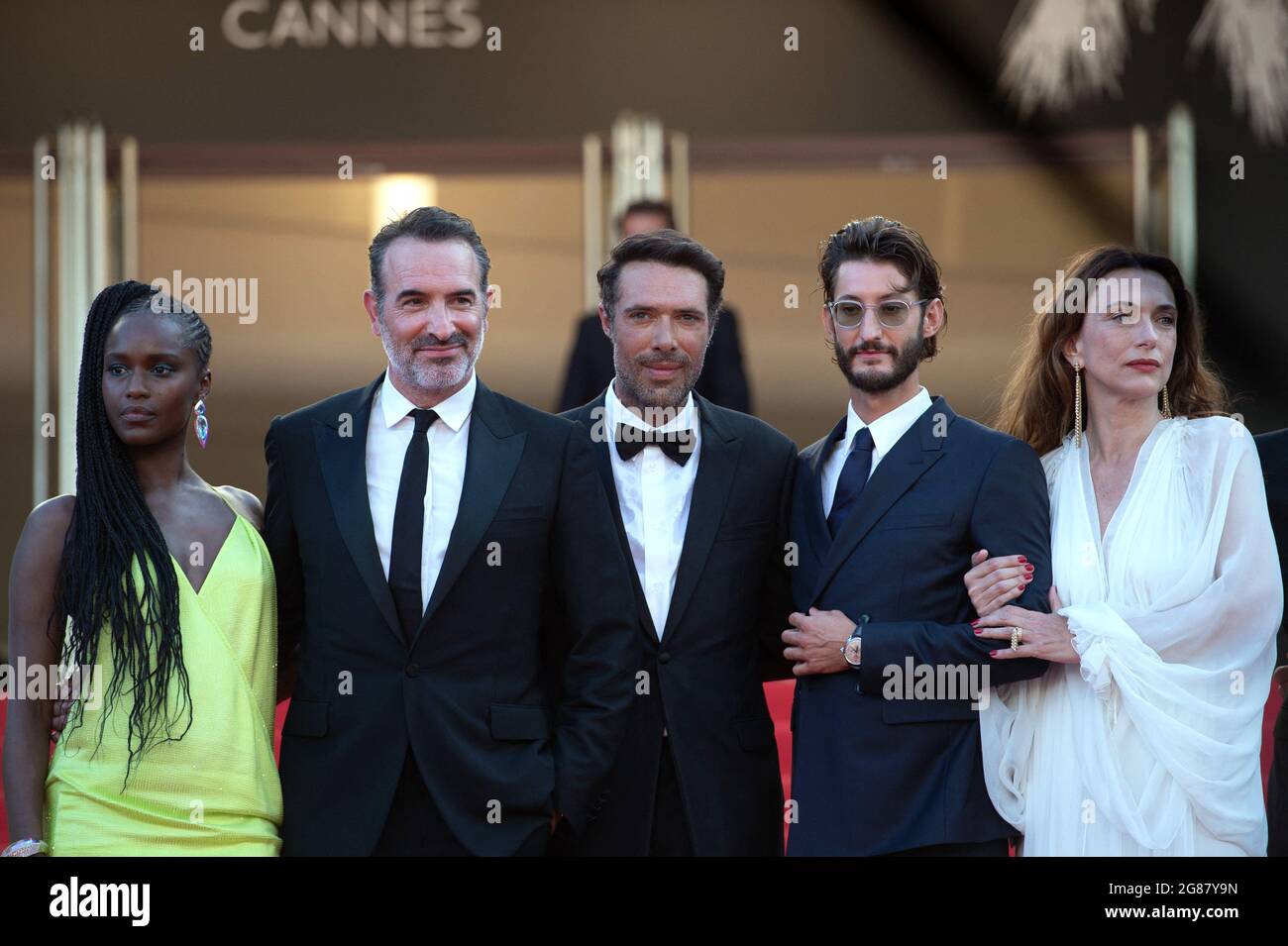 Fatou N'Diaye, Jean Dujardin, Nicolas Bedos, Pierre Niney, Natacha ...