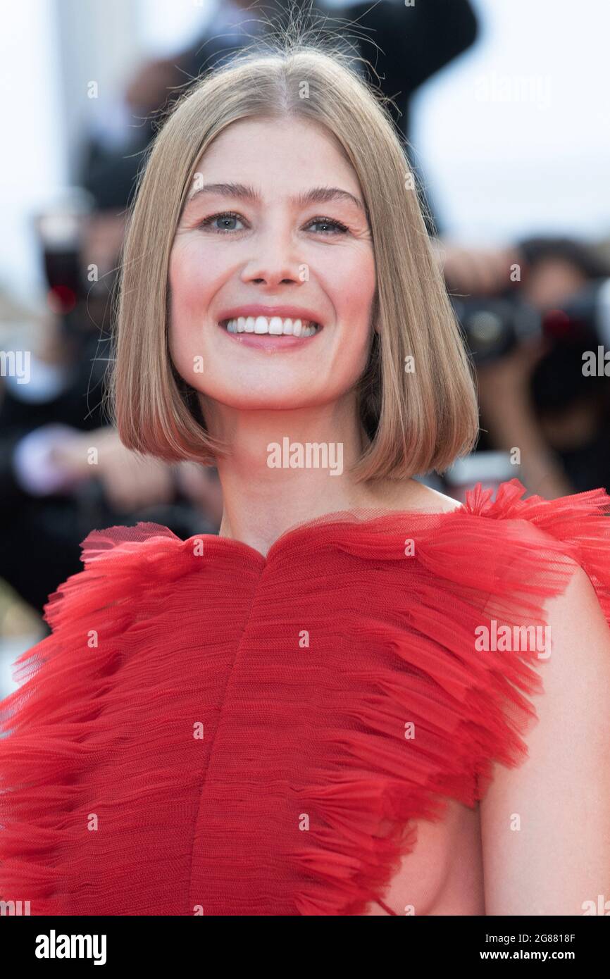 Rosamund Pike attends the screening of OSS 117: From Africa With Love and closing ceremony of the 74th annual Cannes Film Festival on July 17, 2021 in Cannes, France. Photo by David Niviere/ABACAPRESS.COM Stock Photo