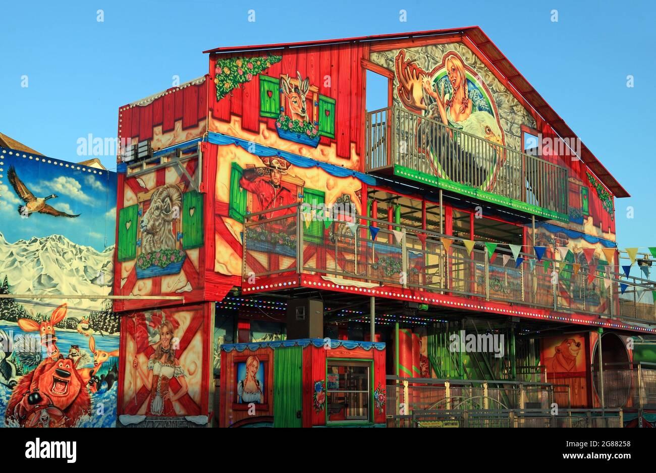 File:Fun Factory Funhouse - panoramio.jpg - Wikimedia Commons