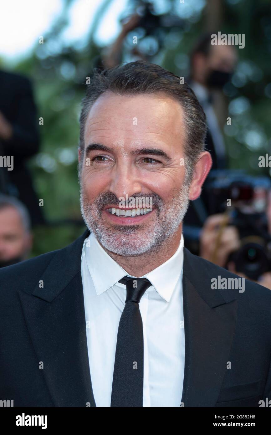 Cannes, France. 17th July, 2021. Jean Dujardin attends the final screening of 'OSS 117: From Africa With Love' and closing ceremony Credit: Imagespace/Alamy Live News Stock Photo