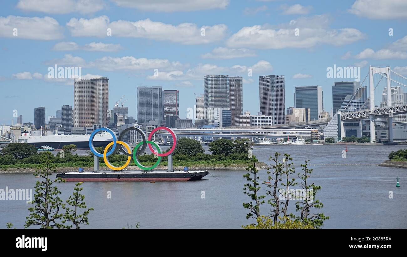 Tokio, Japan. 18th July, 2021. The oversized Olympic rings in front of