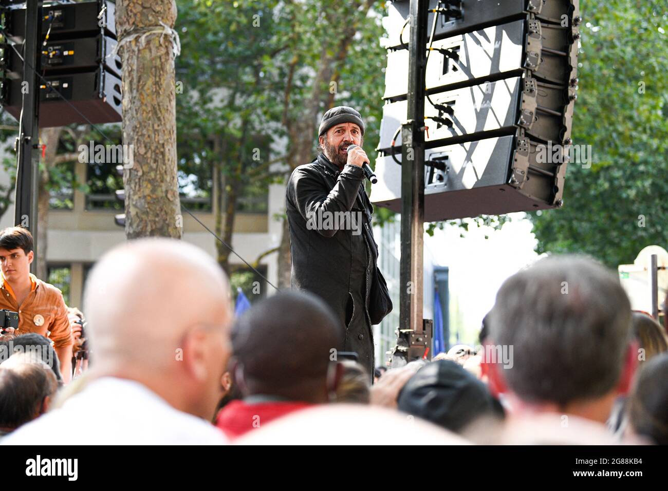 French Lawyer Fabrice Di Vizio During The Anti Sanitary Pass Demonstration At The Initiative Of Florian Philippot S Political Party Les Patriotes In Paris France On July 17 2021 Photo By Victor