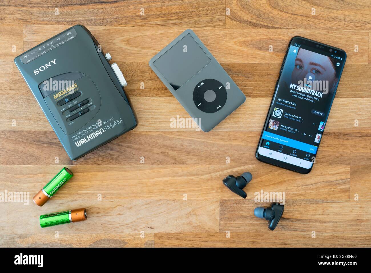 Personal stereo hi-res stock photography and images - Alamy