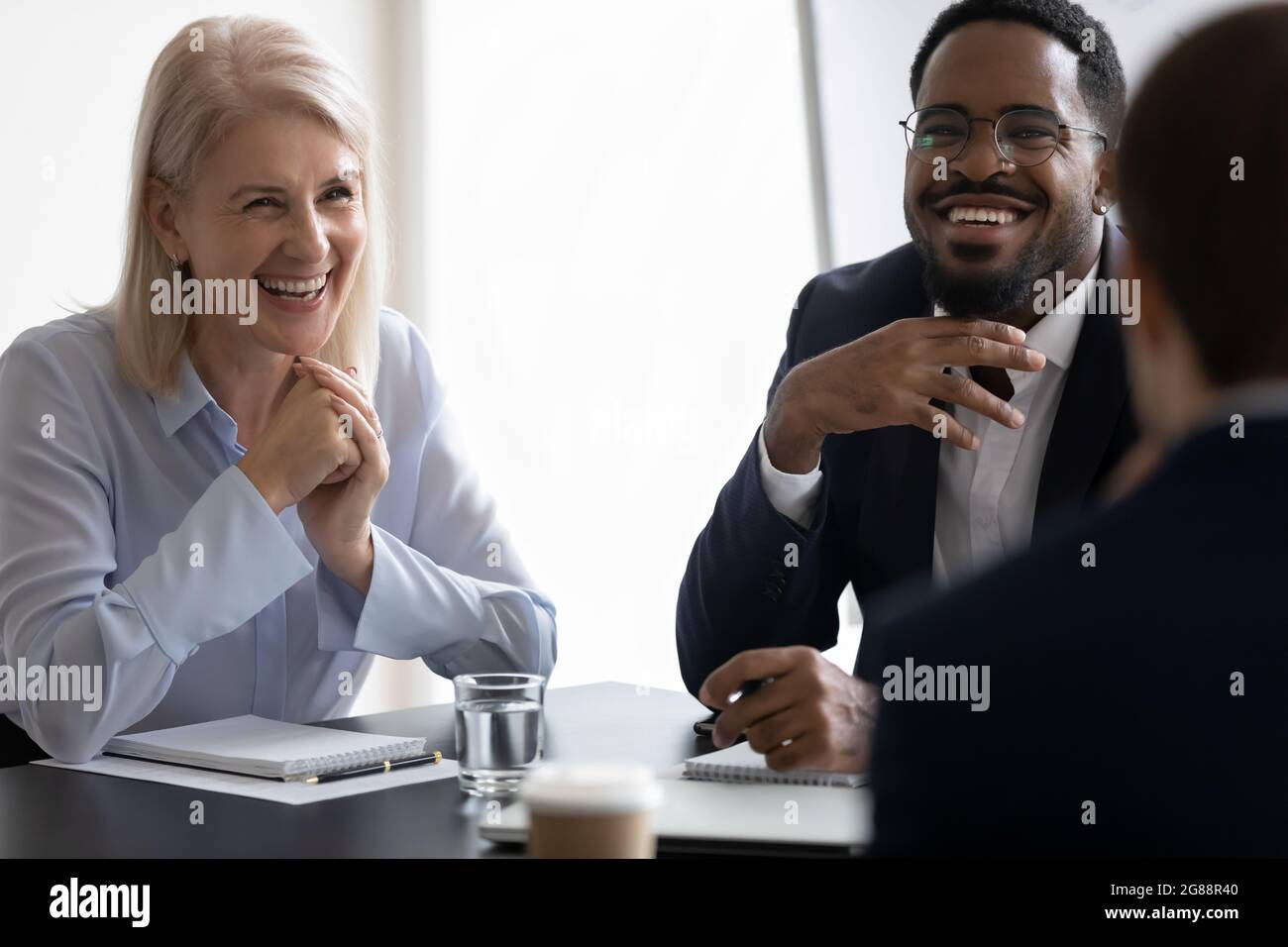 Diverse group of people all ages hi-res stock photography and images ...