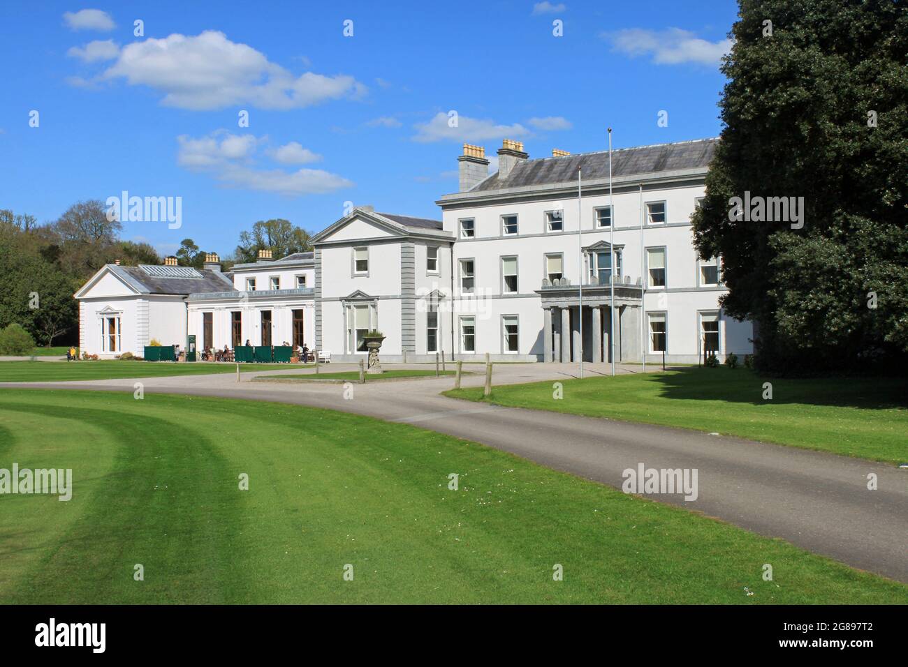 Fota House is a classical house built in the Regency style, in County Cork, Ireland Stock Photo