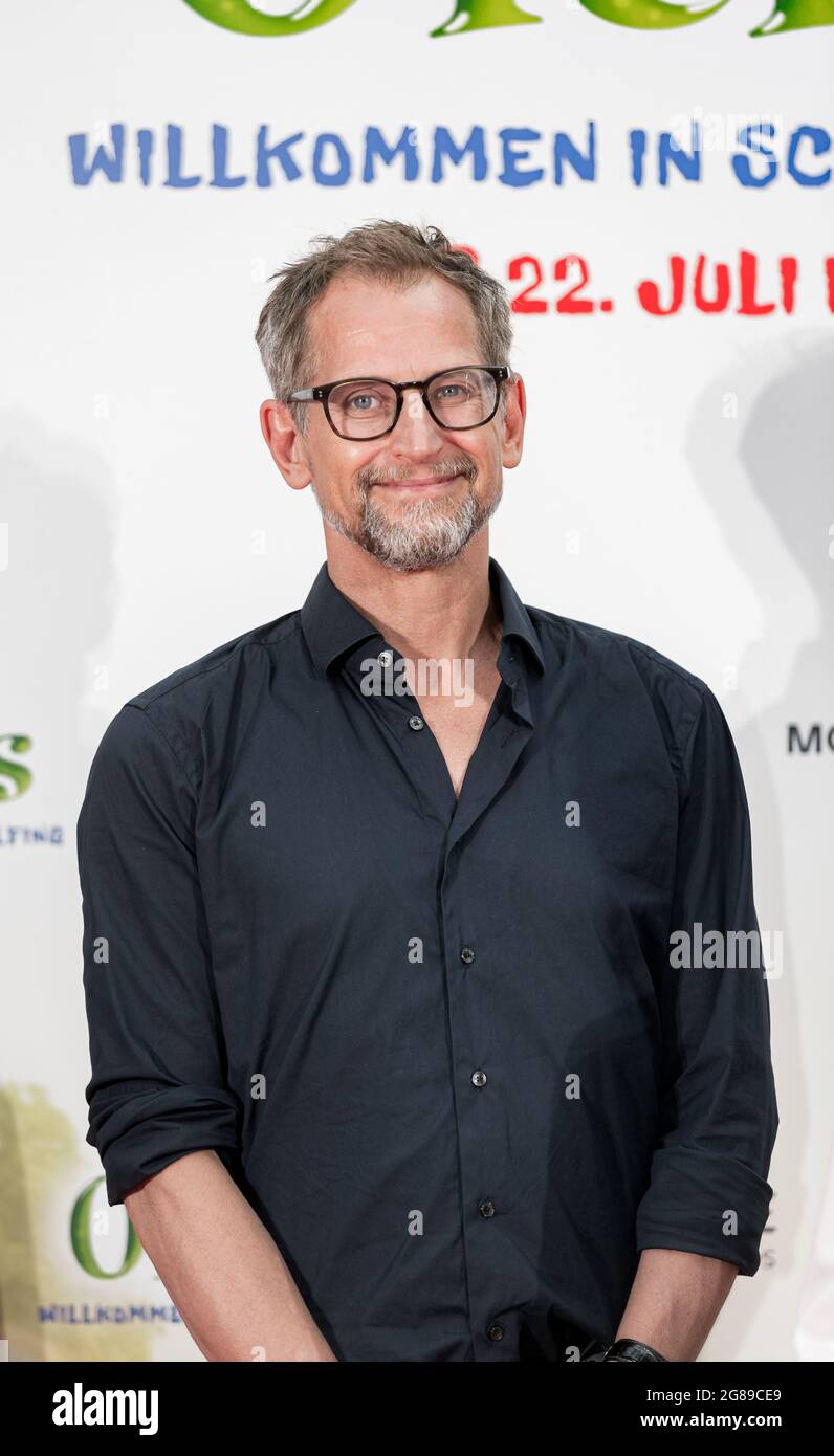 Hamburg, Germany. 18th July, 2021. Director Jens Møller stands on the red carpet at the German premiere of the film 'Die Olchis - Willkommen in Schmuddelfing'. Credit: Markus Scholz/dpa/Alamy Live News Stock Photo