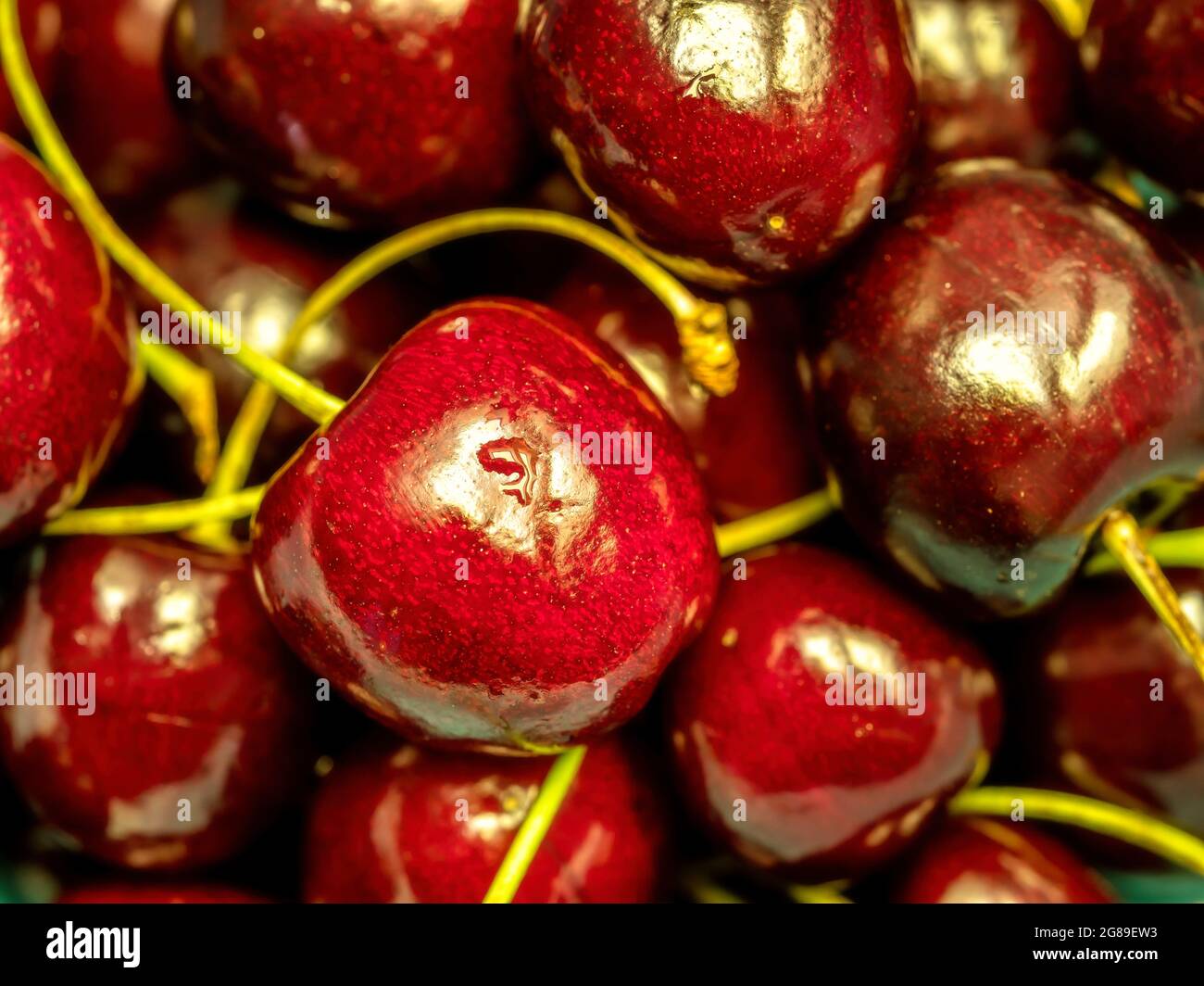Closeup shot pile juicy hi-res stock photography and images - Alamy