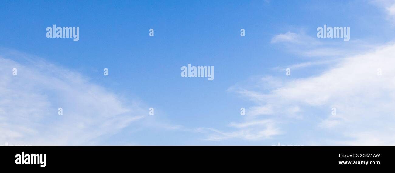 Clear sky with white clouds hi-res stock photography and images - Alamy