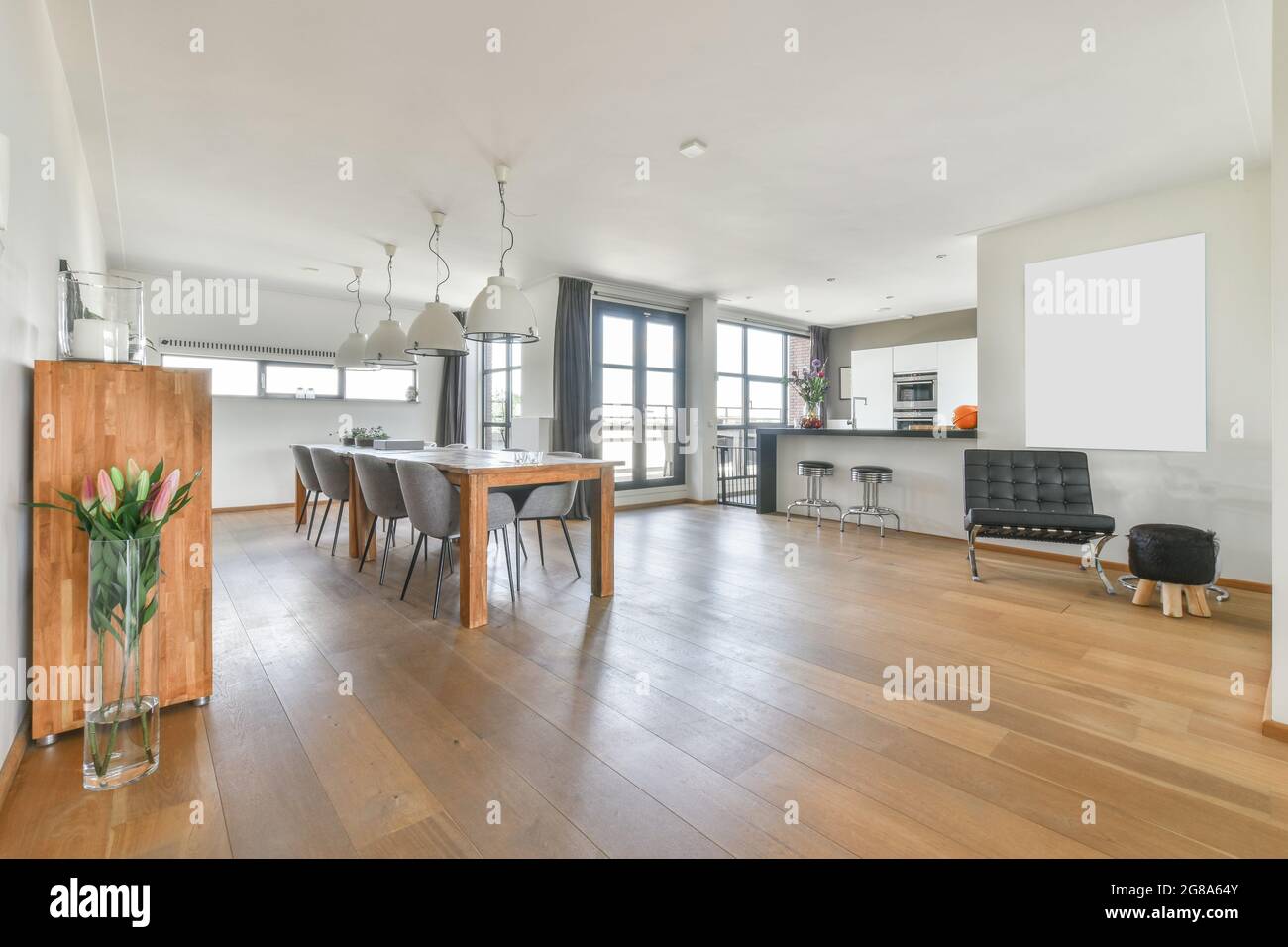 Interior design of bright and beautiful dining room Stock Photo - Alamy