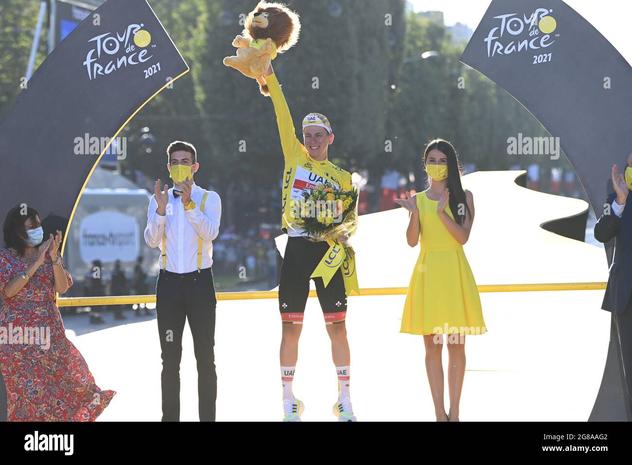 VAN AERT Wout (BEL) of JUMBO - VISMA wins the Stage 21 in a sprint finish for the final day of racing in the Tour de France, Sunday 18th July, 2021. Photo credit should read:Pete Goding/GodingImages Stock Photo
