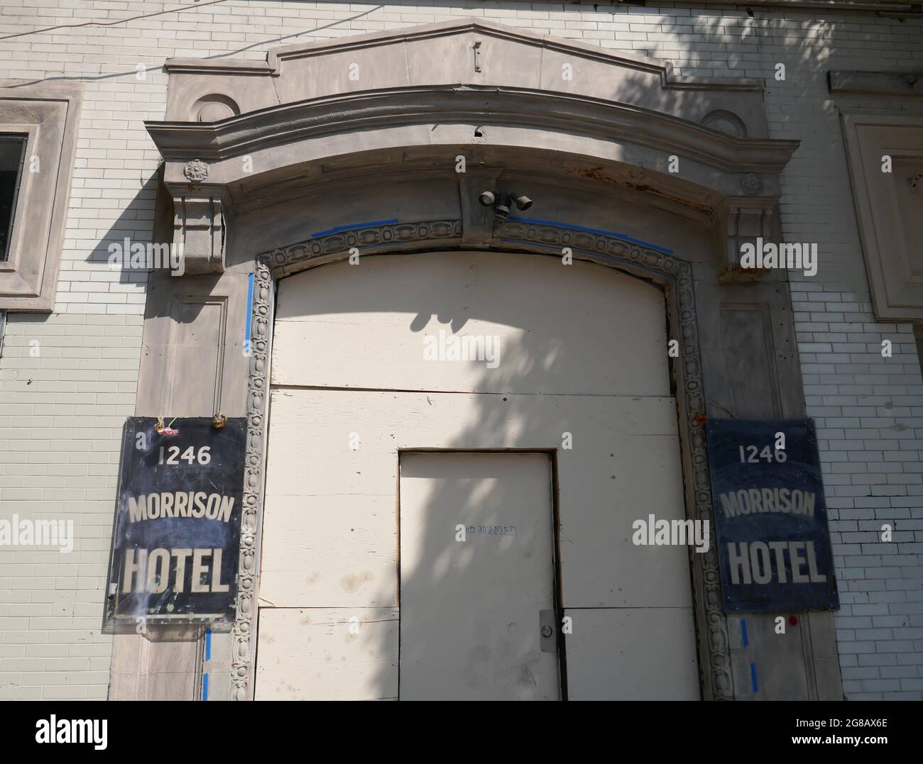 Los Angeles, California, USA 12th July 2021 A general view of The Morrison Hotel where Jim Morrison and the Doors did a photoshoot for their album cover at The Morrison Hotel at 1246 South Hope Street on July 12, 2021 in Hollywood, California, USA. Photo by Barry King/Alamy Stock Photo Stock Photo