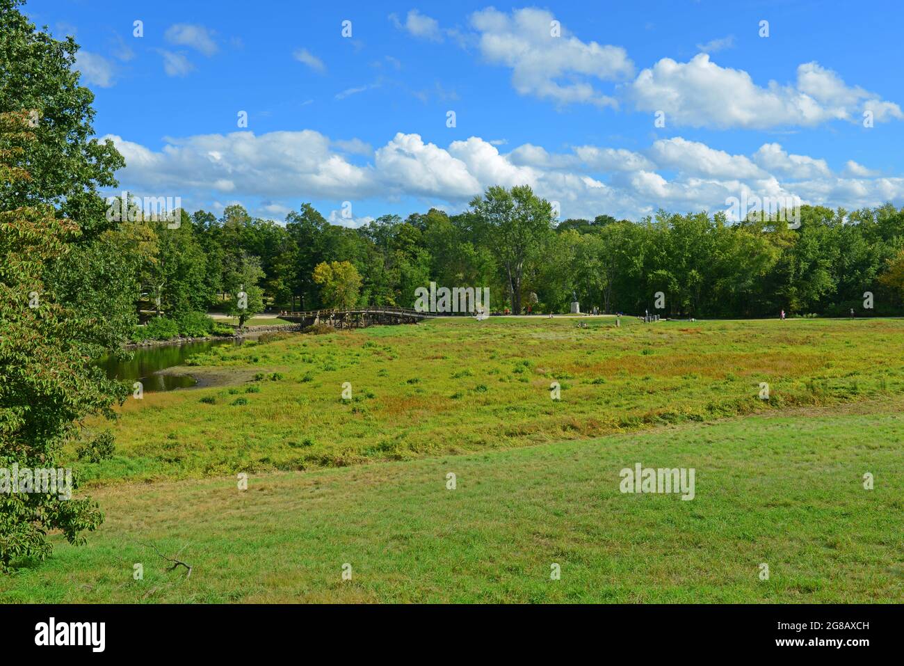 Battlefield and Old North Bridge in Minute Man National Historical Park ...