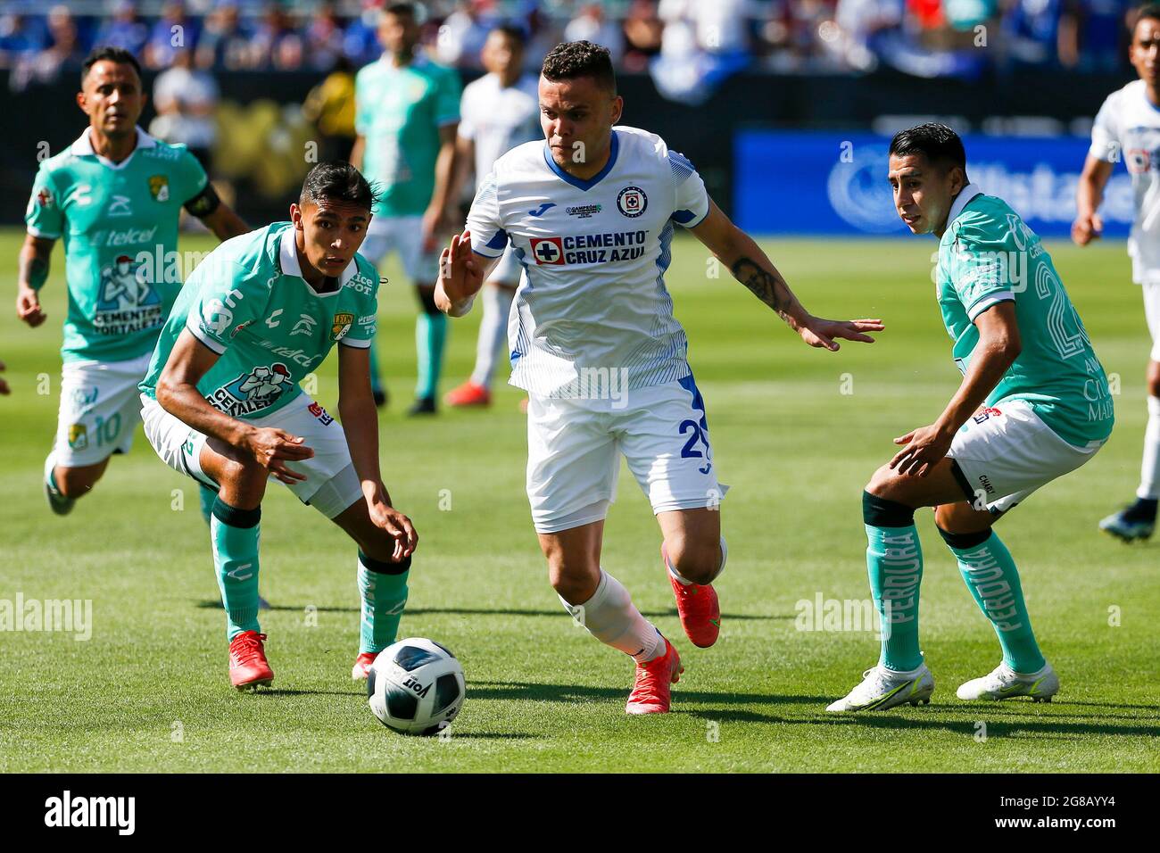 Carson, California, USA. 18th July, 2021. Cruz Azul Jonathan Rodriguez