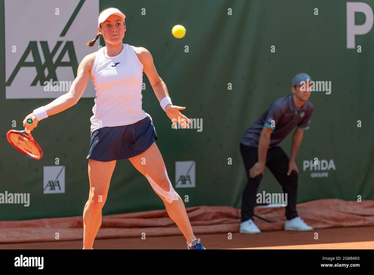 Lausanne, Switzerland. 07th July, 2021. Tamara Zidanšek of Slovenia is in  action during the final, Lausanne 2021 tennis tournament WTA 250 (Photo by  Eric Dubost/Pacific Press) Credit: Pacific Press Media Production  Corp./Alamy