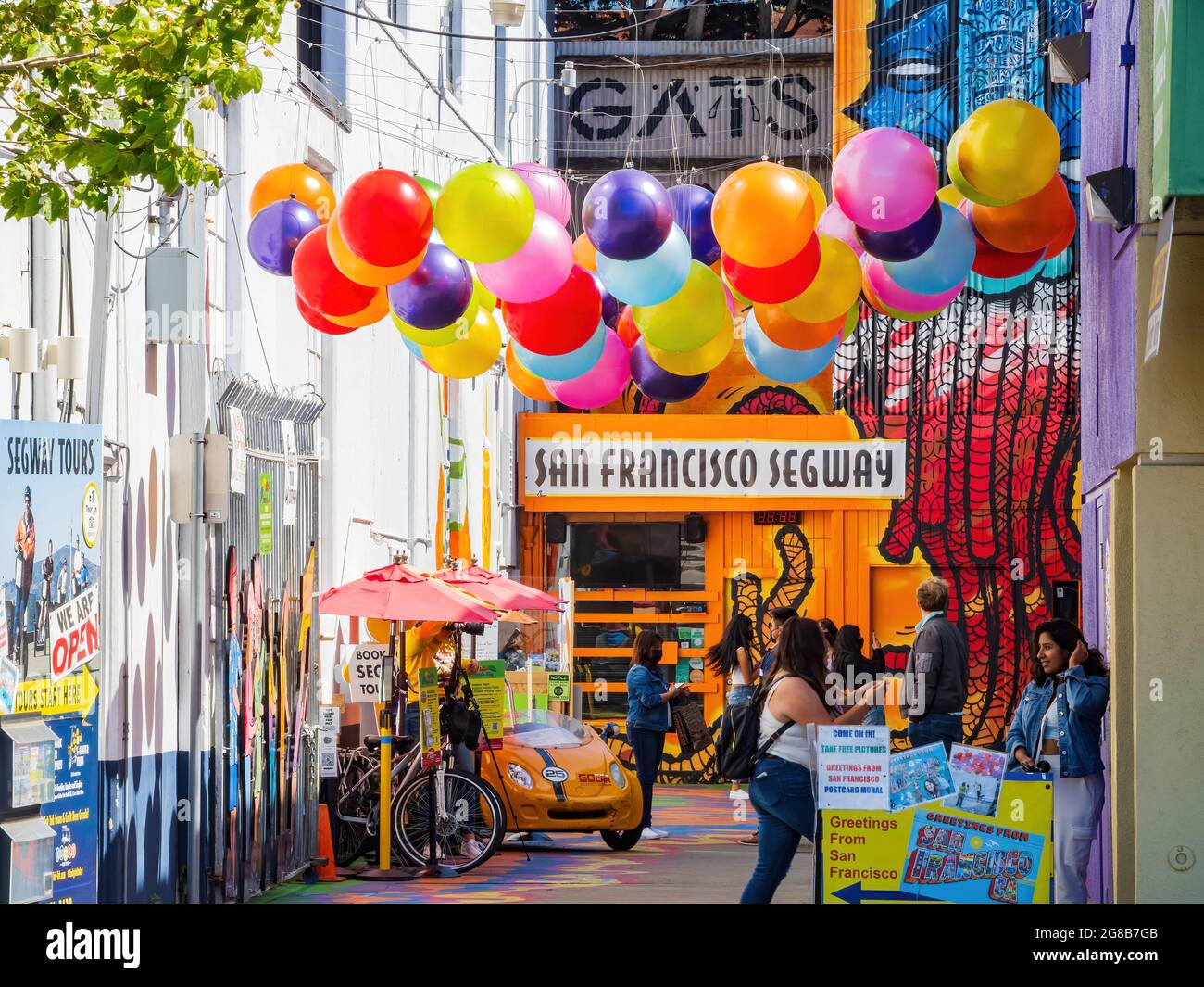 San Francisco, MAY 22, 2021 Sunny view of the Umbrella Alley Stock