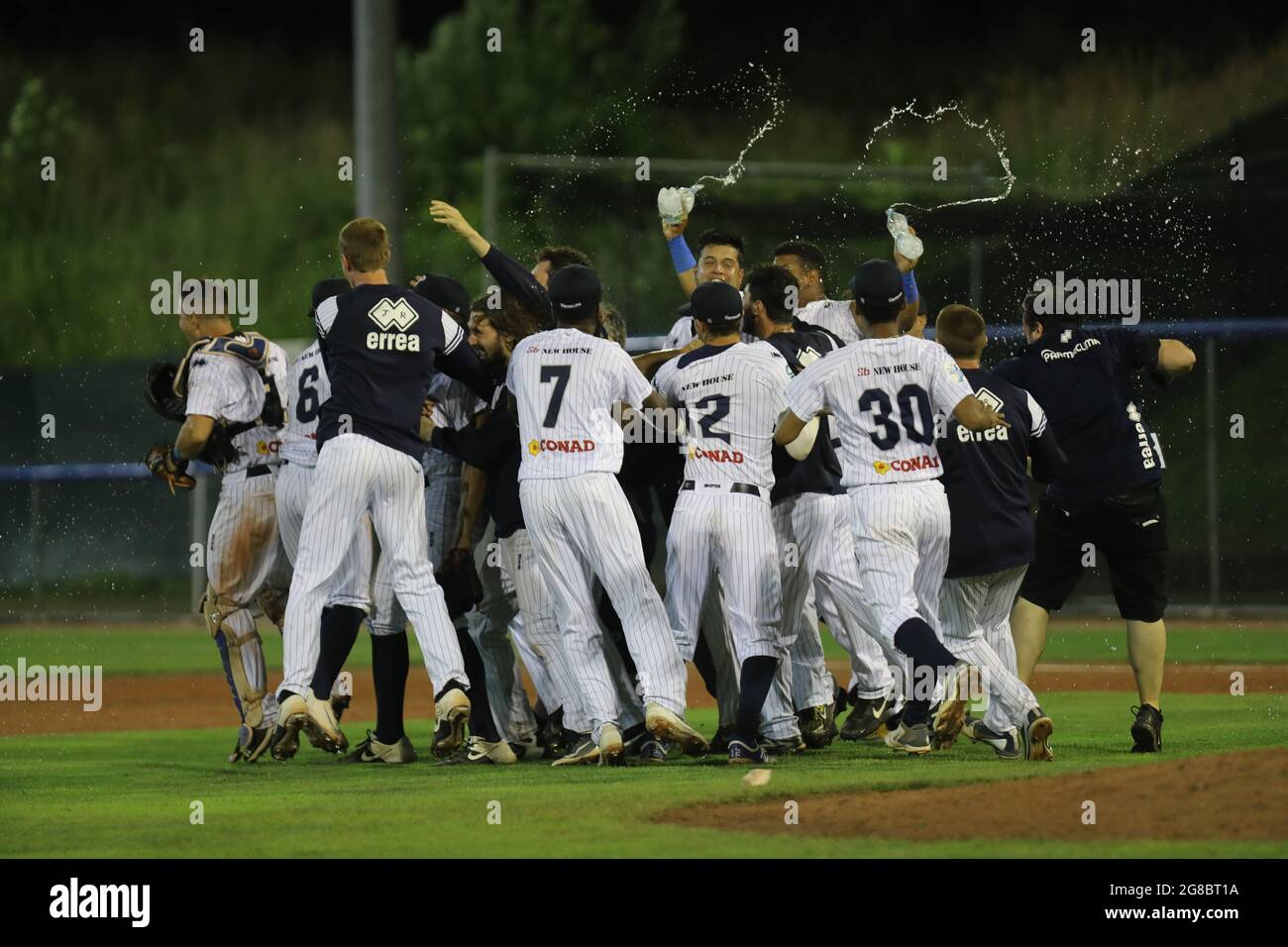 Ostrava Czech Republic 17th July 21 Players Of 1949 Parma Baseball Club A S D Celebrate Victory Of The European Champions Cup Final Match 1949 Parma Baseball Club A S D Vs Bonn Capitals On July