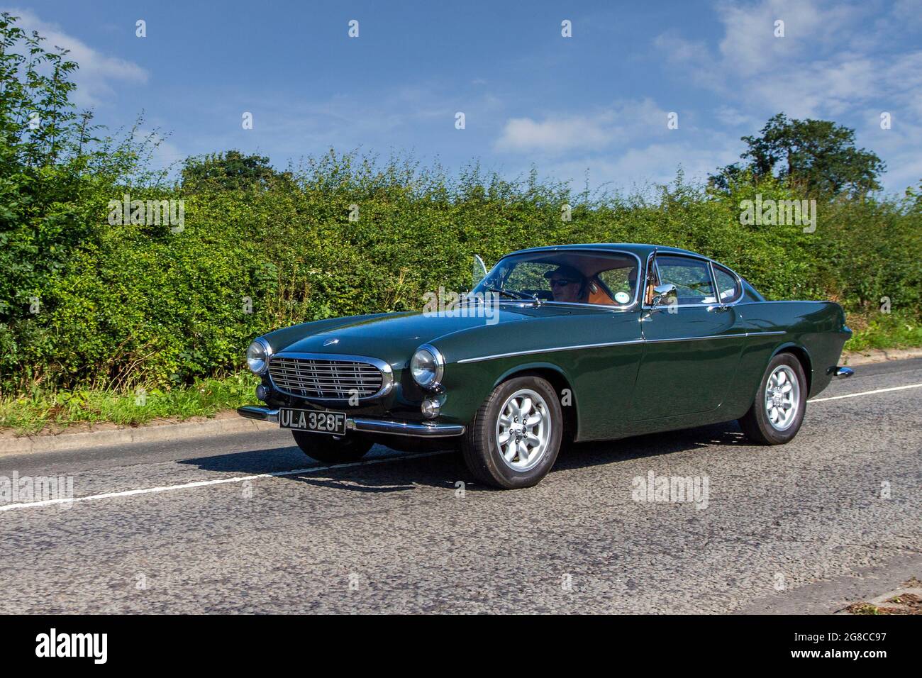 1968 60s green Volvo P1800, 2door coupe, 1780cc petrol Swedish two
