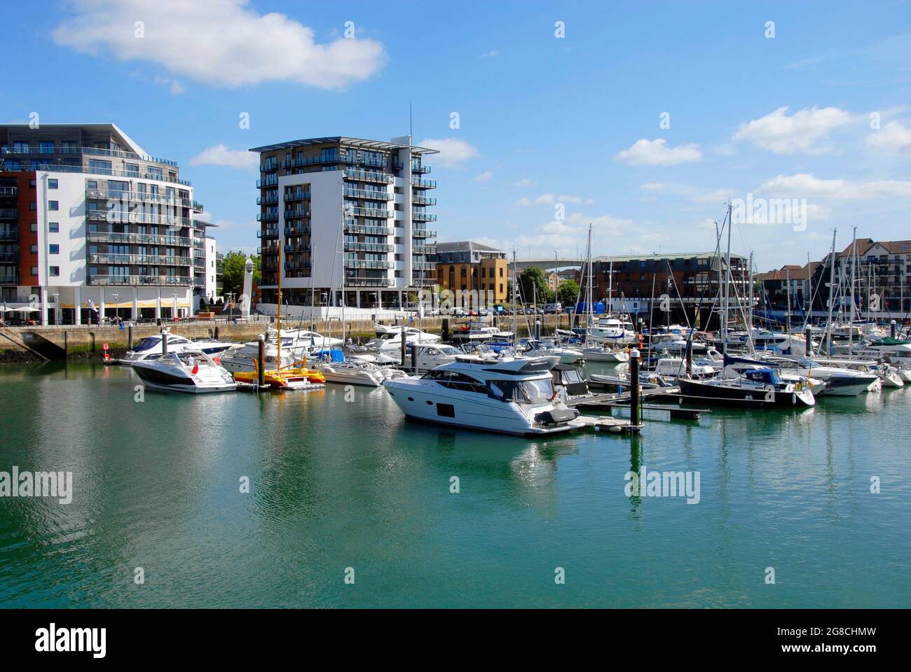 Marina and waterside residences, Southampton, Hampshire, England Stock Photo