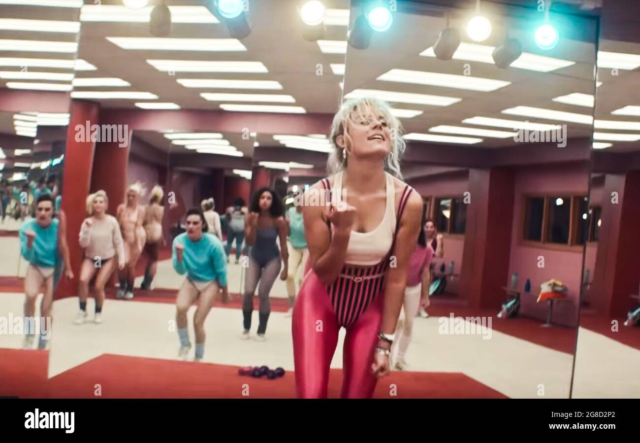 USA. Della Saba in a scene from the (C)Apple TV new series : Physical (2021) . Plot:A woman