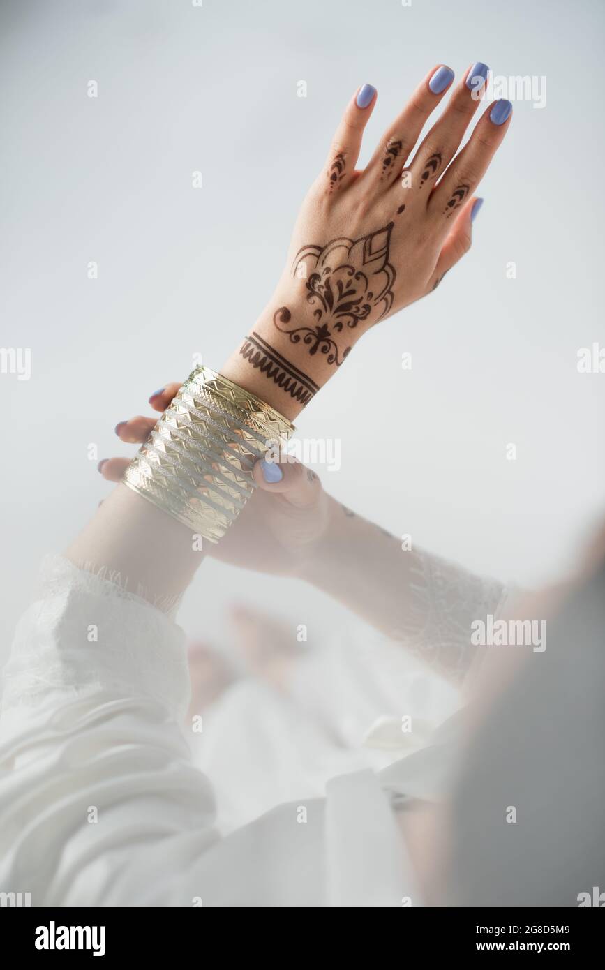 45 Trending Bangle mehndi designs for hands  Kangan mehndi designs   Bling Sparkle