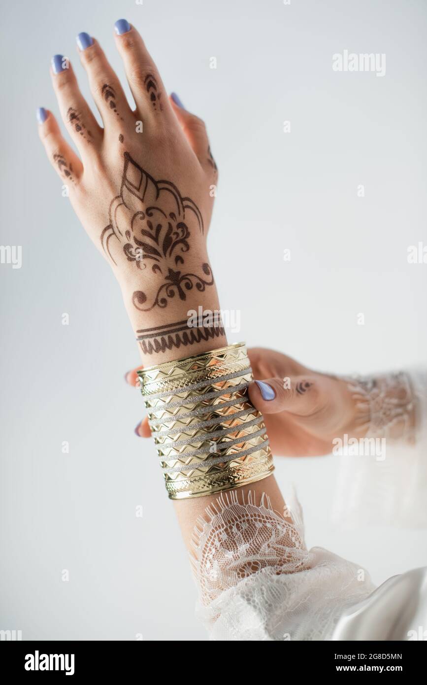 Womens Hands Henna Decoration Stock Photo  Download Image Now  Morocco  Party  Social Event Henna Tattoo  iStock