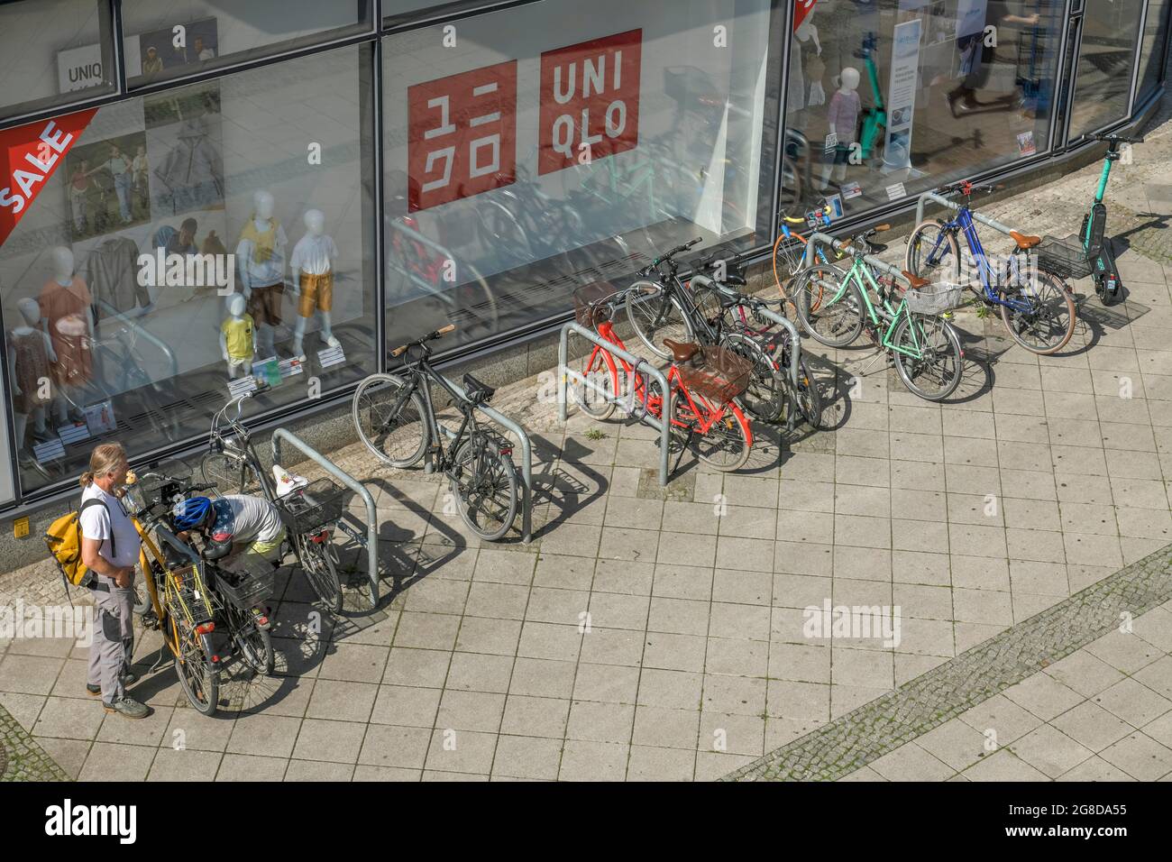 Fahrradständer, Schloßstraße, Steglitz-Zehlendorf, Berlin, Deutschland Stock Photo