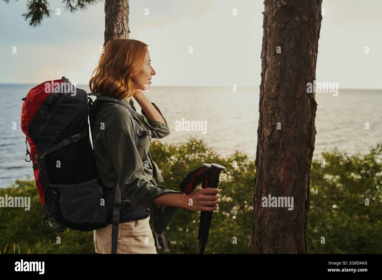 Walk With Rucksack Lady with rucksack hi-res stock photography and images - Alamy