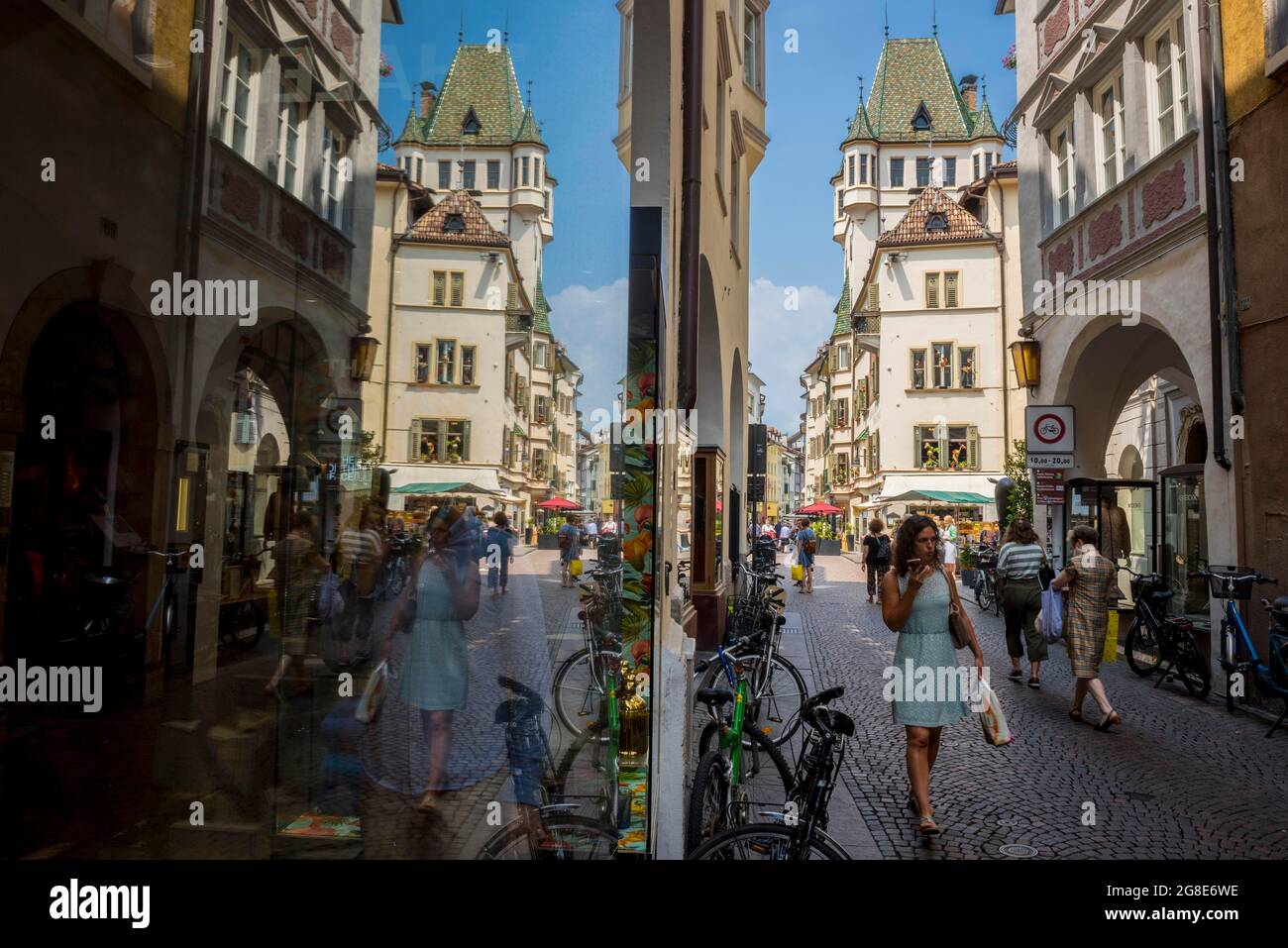 Arbours in the Laubengasse in Bolzano, Bolzano, Trentino-Alto Adige, Italy Stock Photo