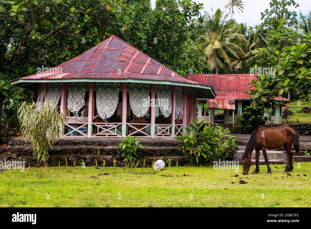 Traditional samoan house hires stock photography and images Alamy