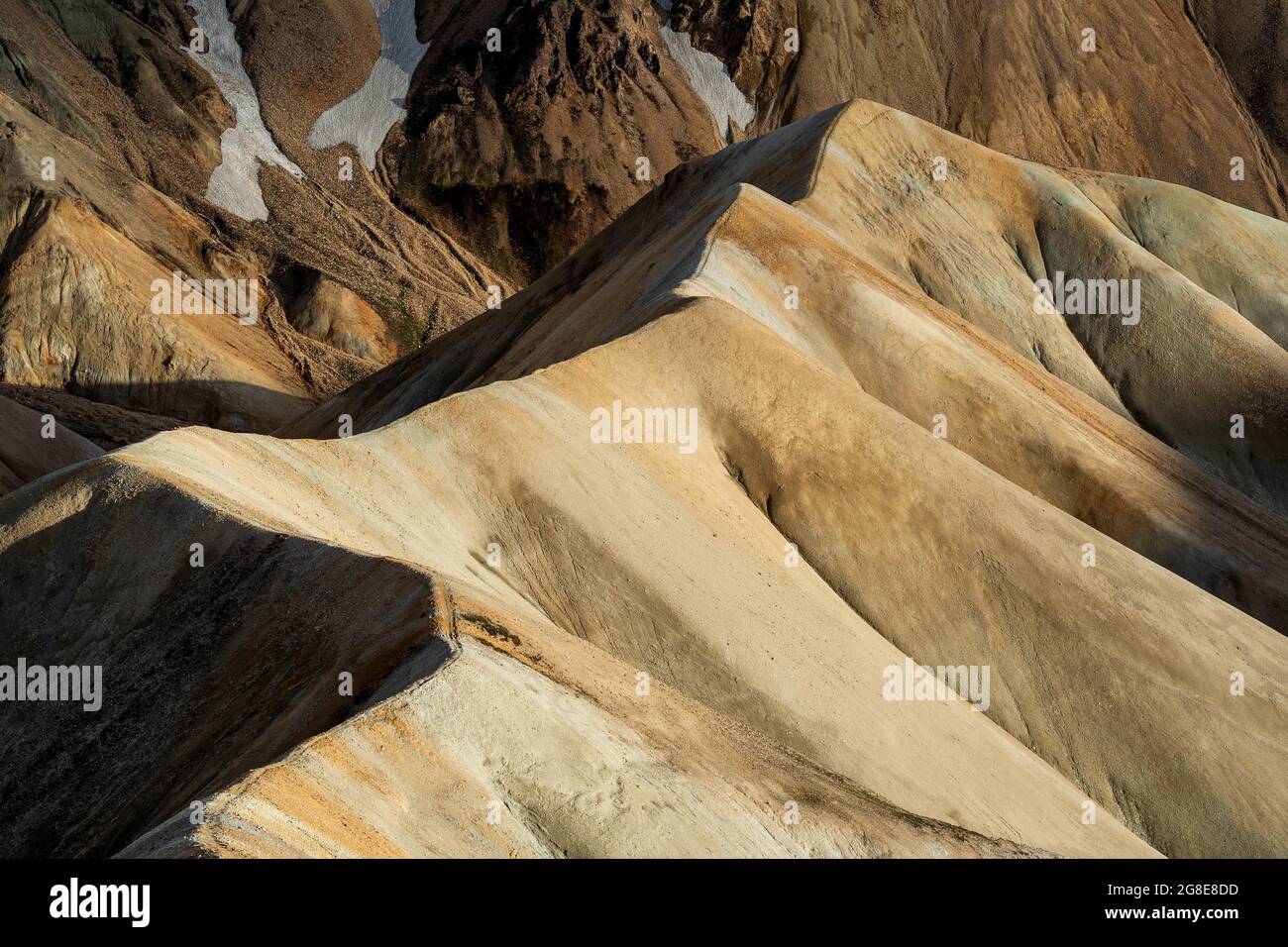 Mountain ridge, Rhyolite mountains, Landmannalaugar, Fjallabak ...