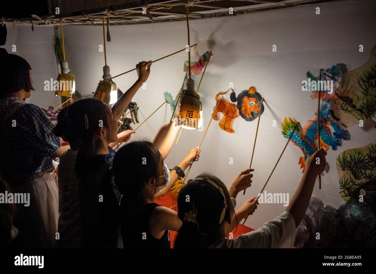 Shadow Puppets Chinese High Resolution Stock Photography and Images - Alamy