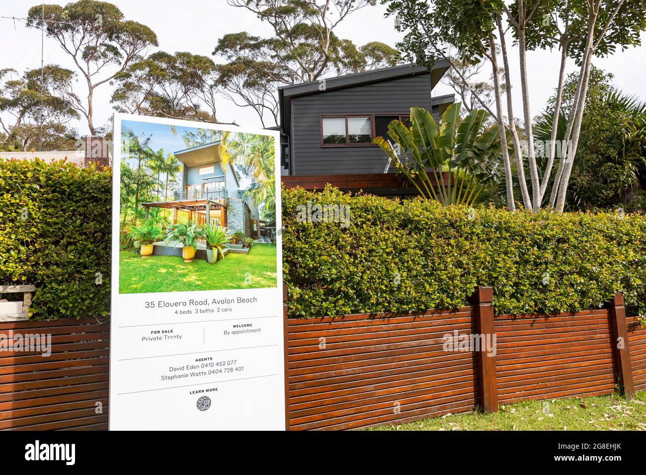 Australian house fence hires stock photography and images Alamy